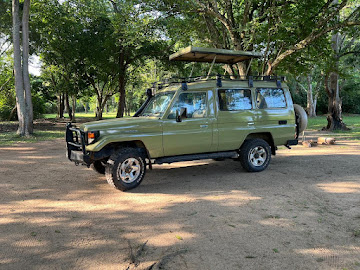  4x4 Pop-Up Roof Car Rentals