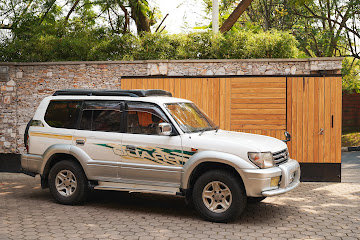 The Ultimate Guide to Renting a Car in Rwanda